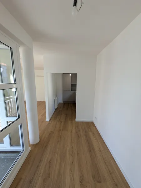 Wohnen im lebendigen Wedding nahe U-Seestraße: 3 Zimmerwohnung mit Balkon — photo 1